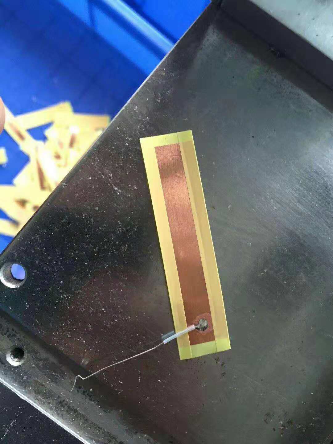代理銅箔背膠、銅箔焊引線、銅箔穿套管、銅箔貼焊點、銅箔焊線、銅箔裁切等代加工工序